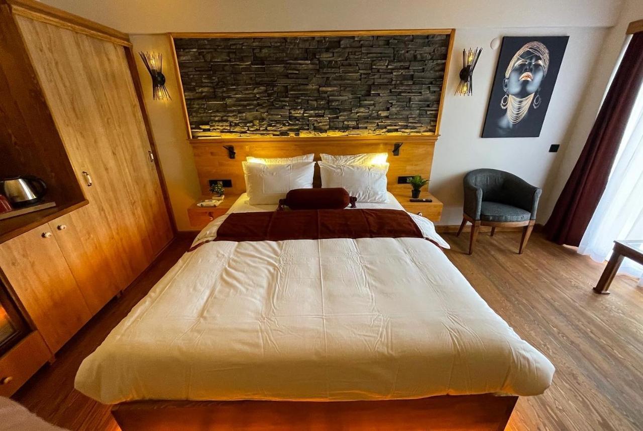 Palmiye Konuk Evi Foça Ngoại thất bức ảnh